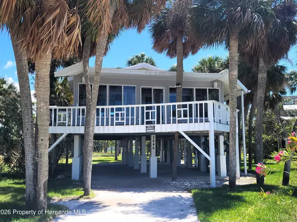 3446 Bayview Ave, Weeki Wachee, FL 34607