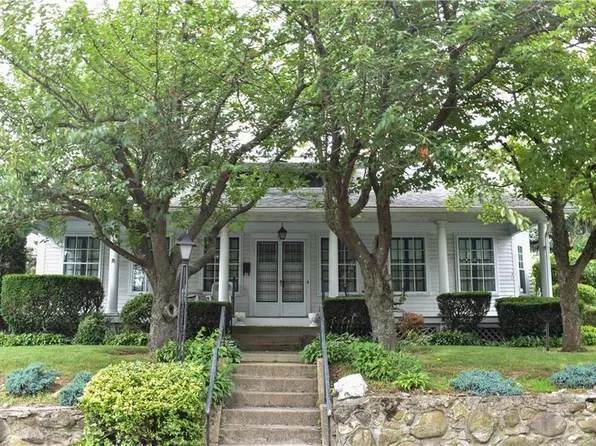 135 Olney Ave, North Providence, RI 02911