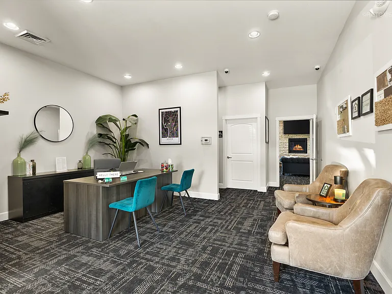 Keizer Station Apartments — Photo 11