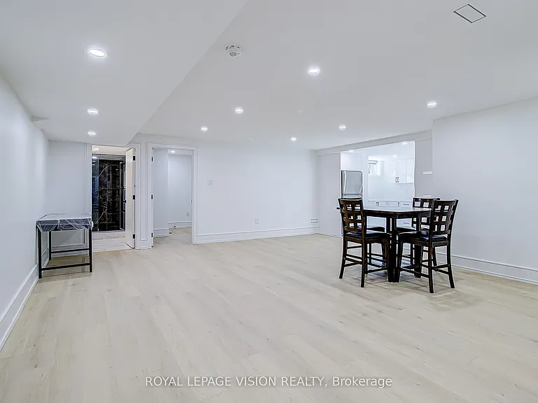 22 Anson Ave — Photo 9