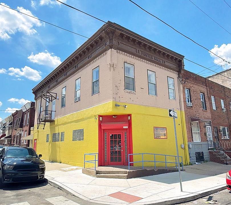 1st image of 826 W Porter St