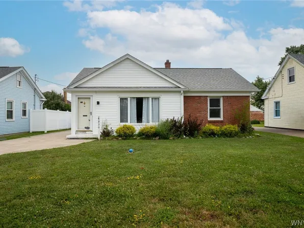 4930 Mount Vernon Blvd, Hamburg, NY 14075