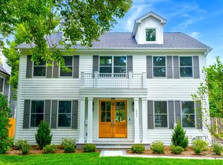 647 Garland Ave, Winnetka, IL 60093