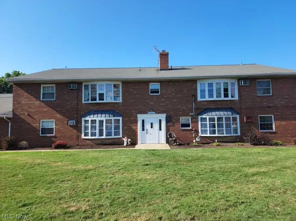 31622 N Marginal Dr Unit C-106, Eastlake, OH 44095