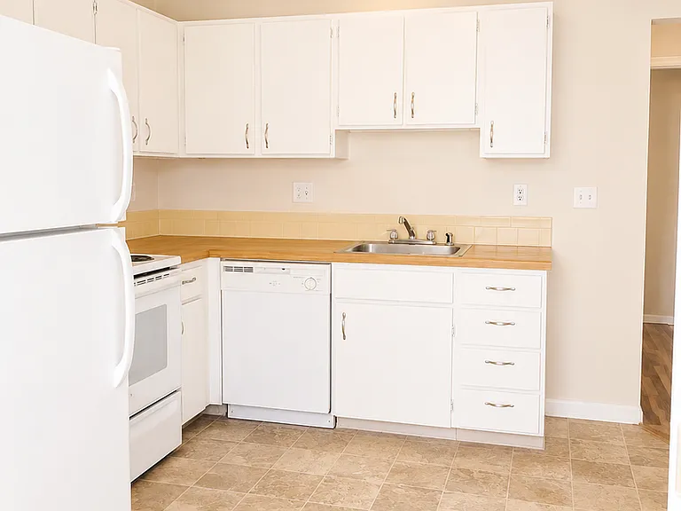 720 Pierce Street — Photo 10