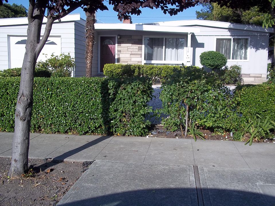 1st image of 710 San Tomas St
