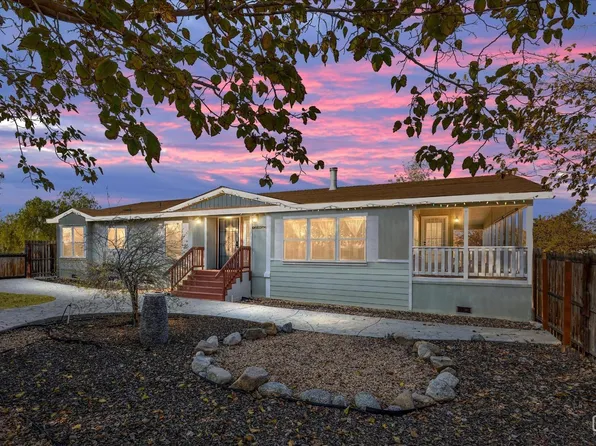 28138 Carousel Ave, Taft, CA 93268