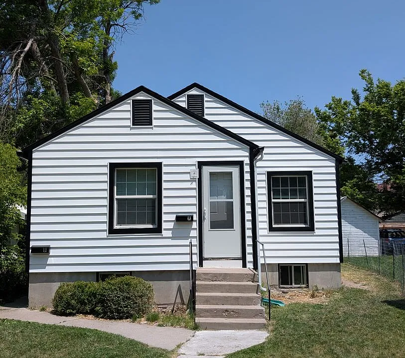 428 S 10th Ave #A