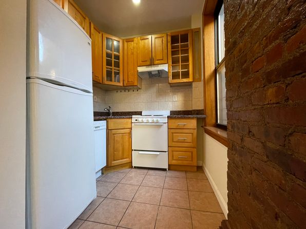 622 Ocean Pkwy #C1
