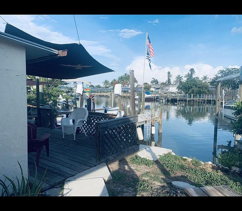 1st image of 231 Harbor Pl N