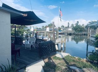 231 Harbor Pl N, Goodland, FL 34140