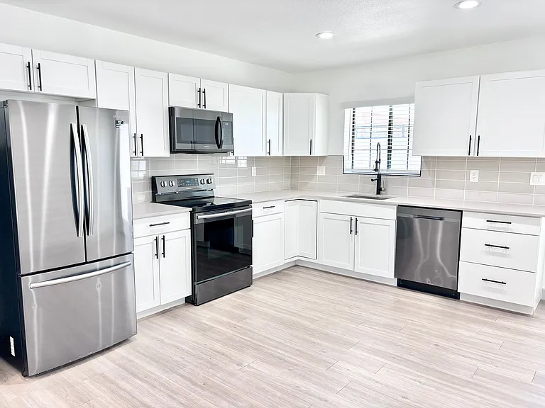 6601 E Avalon Dr #3 — Photo 12
