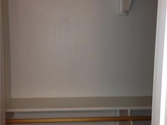 2nd image of 907 Crepe Myrtle St