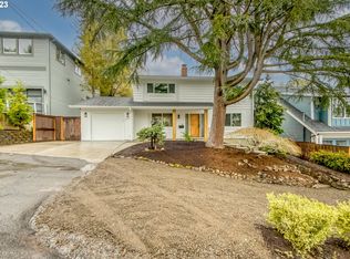 255 S Vermont St, Portland, OR 97219