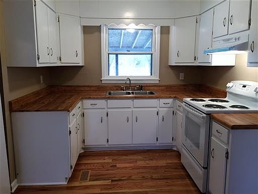 Lots Of Cabinet Space