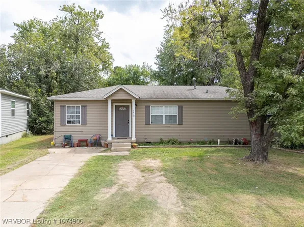 4419 S 21st St, Fort Smith, AR 72901