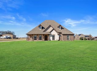 1040 Jesse James Ln, Springtown, TX 76082