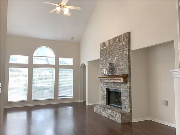 4th image of 3107 Cashell Wood Dr