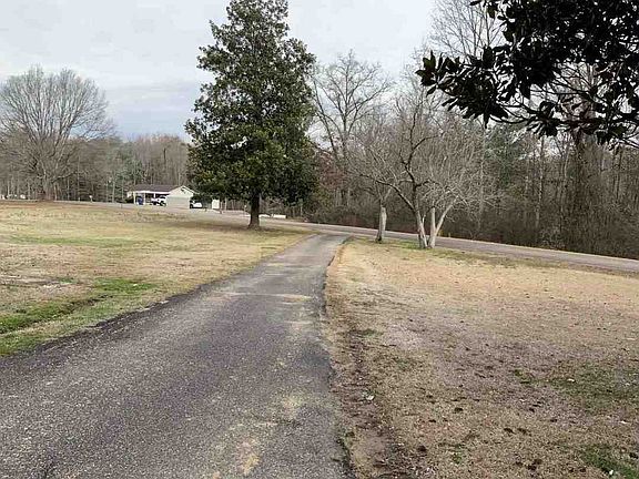 5th image of 428 Flynn St