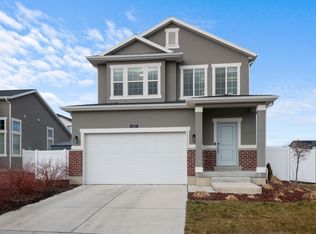 1327 E White Rock Rd, Eagle Mountain, UT 84005