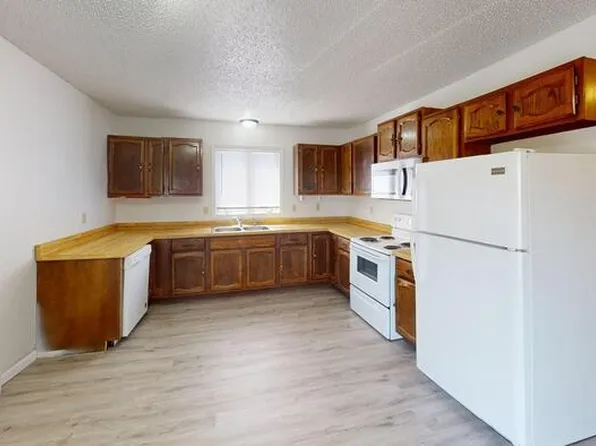 1500 1st Ave NW, Mandan, ND