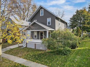 409 Oak St, Mount Horeb, WI 53572