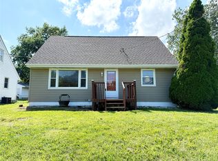 4138 E 27th St, Des Moines, IA 50317