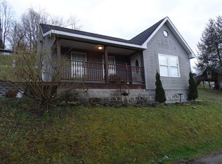 285 Charles St, Sutton, WV 26601
