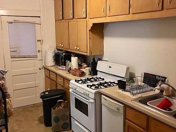 3rd image of 3151 Aldrich Ave S APT 1