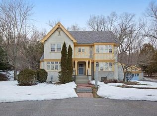 64 Flagg St, Worcester, MA 01602