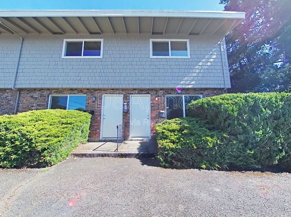 1031 NW 26th St