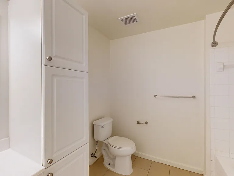 Inwood West — Photo 121