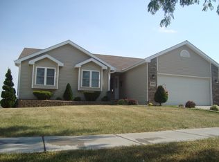 2000 Breckenridge Dr, Lincoln, NE 68521