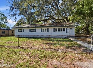 8040 HAMMOND Boulevard, Jacksonville, FL 32220