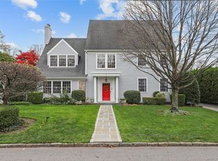 12 Sunnybrae Place, Bronxville, NY 10708