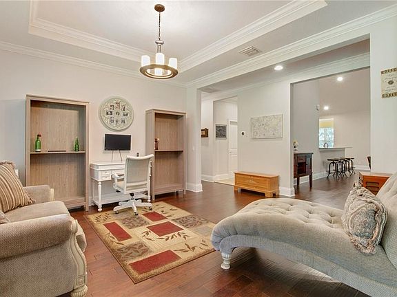 4th image of 6806 Misty Hollow Ct