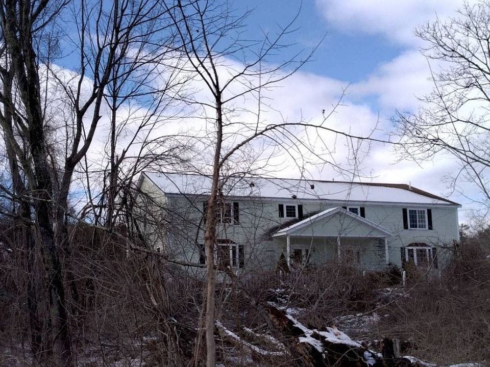 2nd image of 16 & B Blacksmith Rd #A