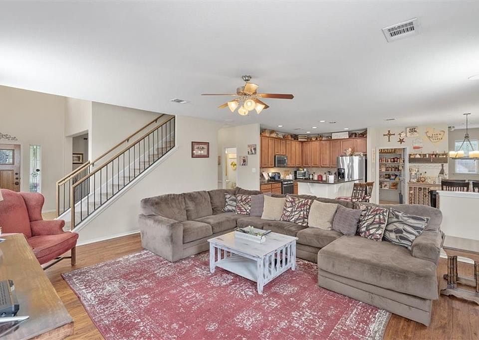 1st image of 1602 Westmeadow Trl
