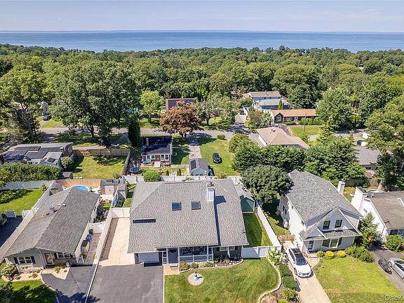 3rd image of 85 Maple Road