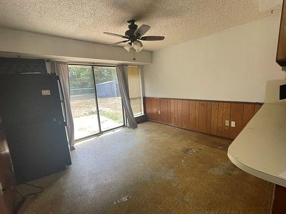 2nd image of 26870 Jill Rd