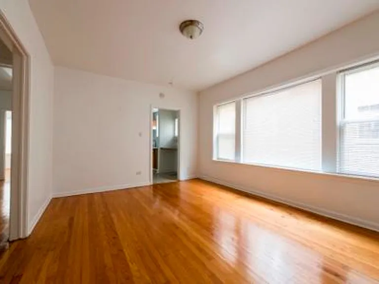 7722 S Kingston Ave — Photo 24
