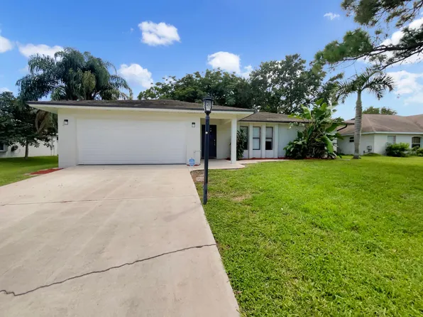 542 SW Twig Avenue, Port St Lucie, FL 34983