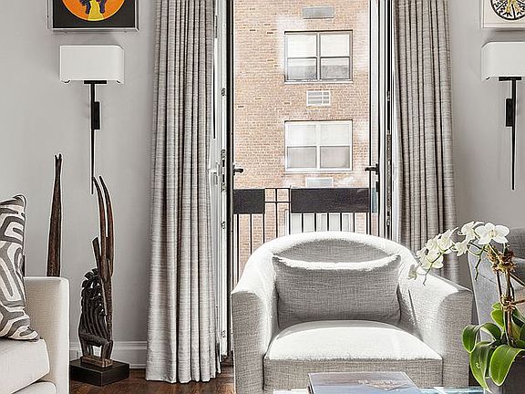 3rd image of 430 E 57th St APT 8D