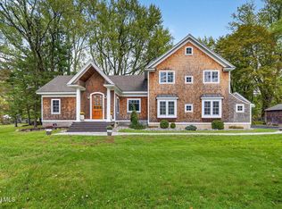 15A Font Grove Rd, Slingerlands, NY 12159