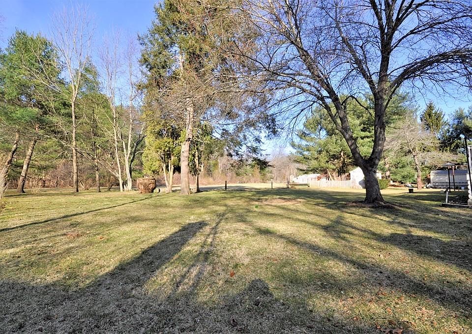 1297 Vernon St, Bridgewater, MA 02324 Zillow