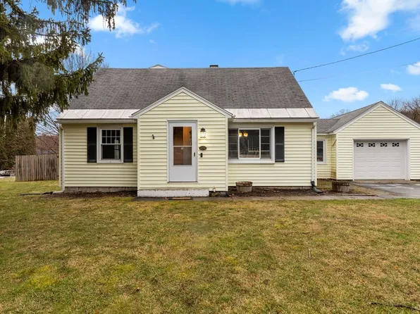 4256 Fay Rd, Syracuse, NY 13219