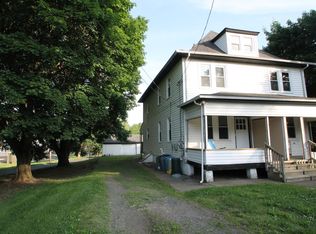 31 Bowling Green Ave, Morrisville, PA 19067