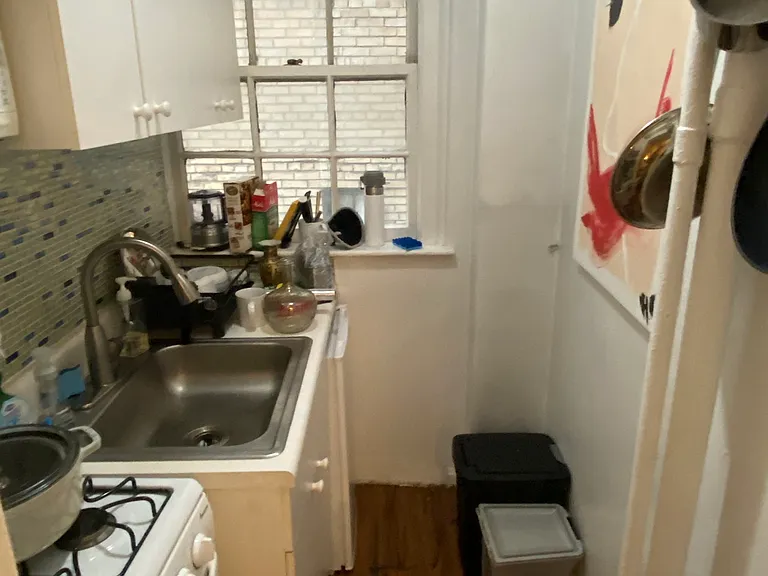314 41st St #203B — Photo 7