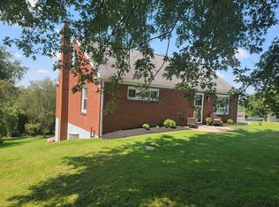 129 Rothart Dr, New Brighton, PA 15066