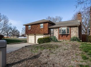 708 Trant St, Edwardsville, KS 66111